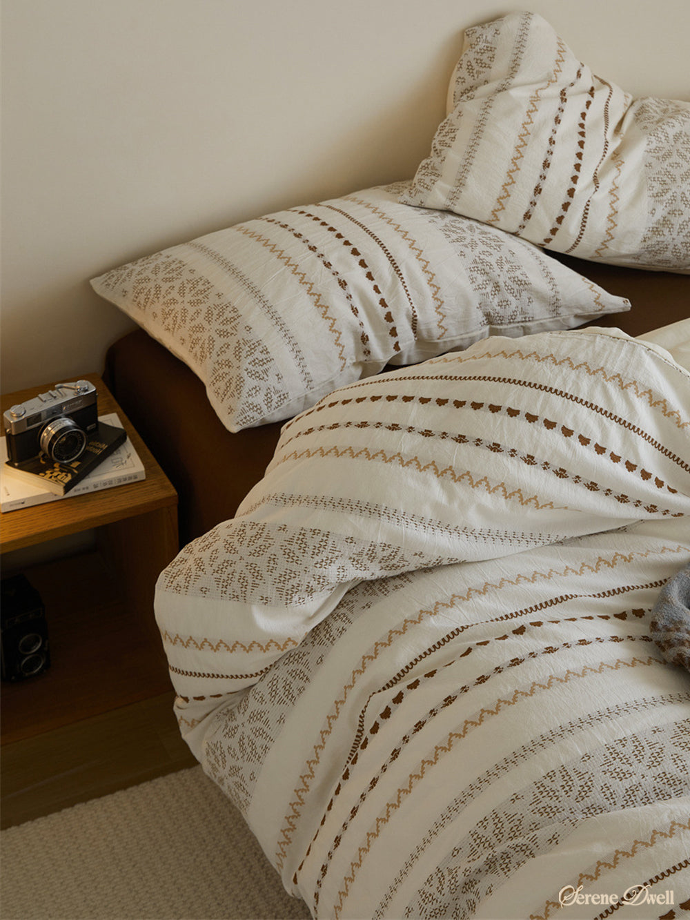 Adriana Jacquard Bedding Set