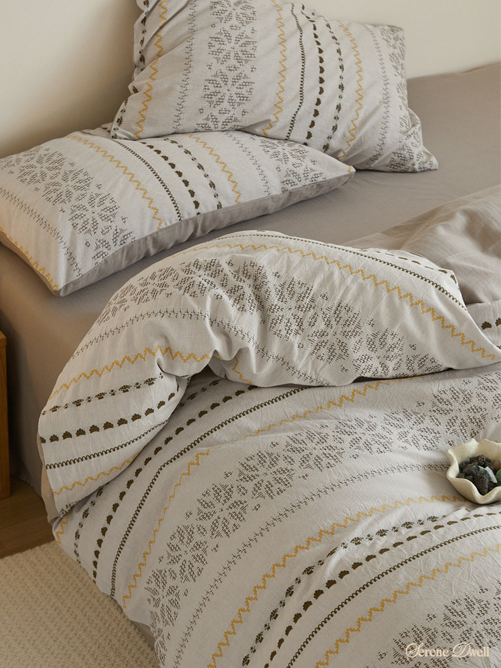 Adriana Jacquard Bedding Set