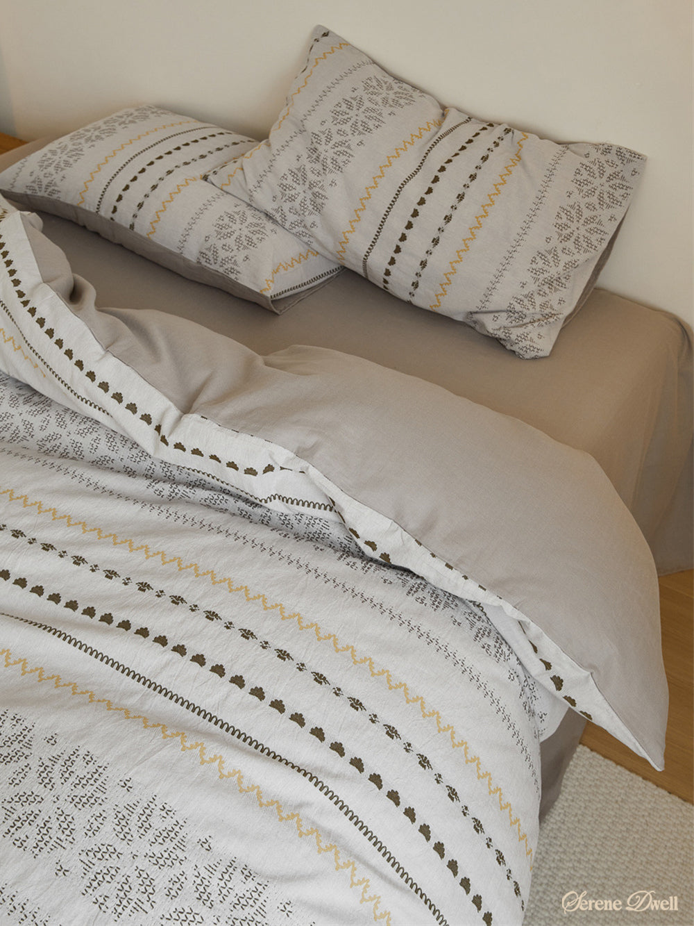 Adriana Jacquard Bedding Set